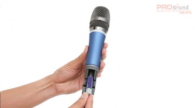 Cách sạc micro không dây