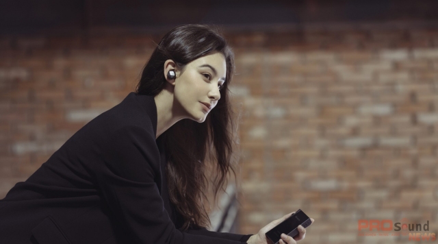 Tai nghe không dây đầu tiên của Astell&Kern tự hào có các chế độ thích ứng aptX và môi trường xung quanh