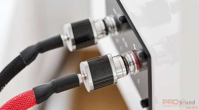 Cách cắm dây loa vào receiver và amplifier đúng cách