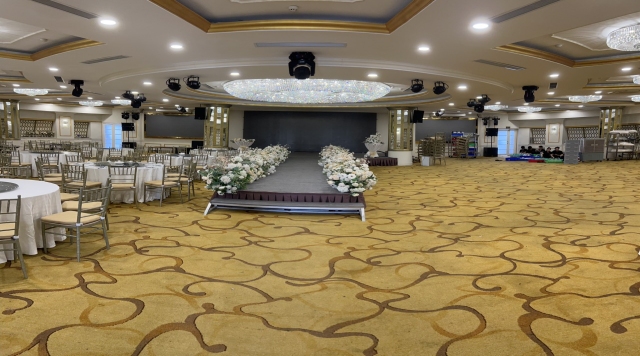 Lắp đặt hệ thống loa line array Kuledy V10 ở trung tâm tiệc cưới Star Galaxy