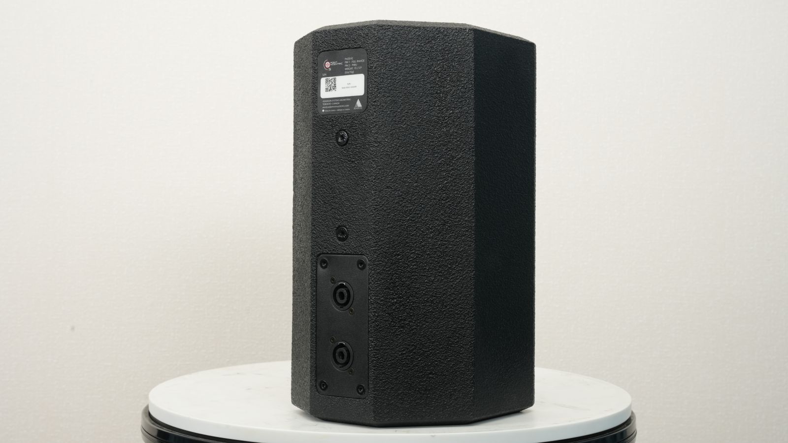 thông số kỹ thuật của loa adamson PC5