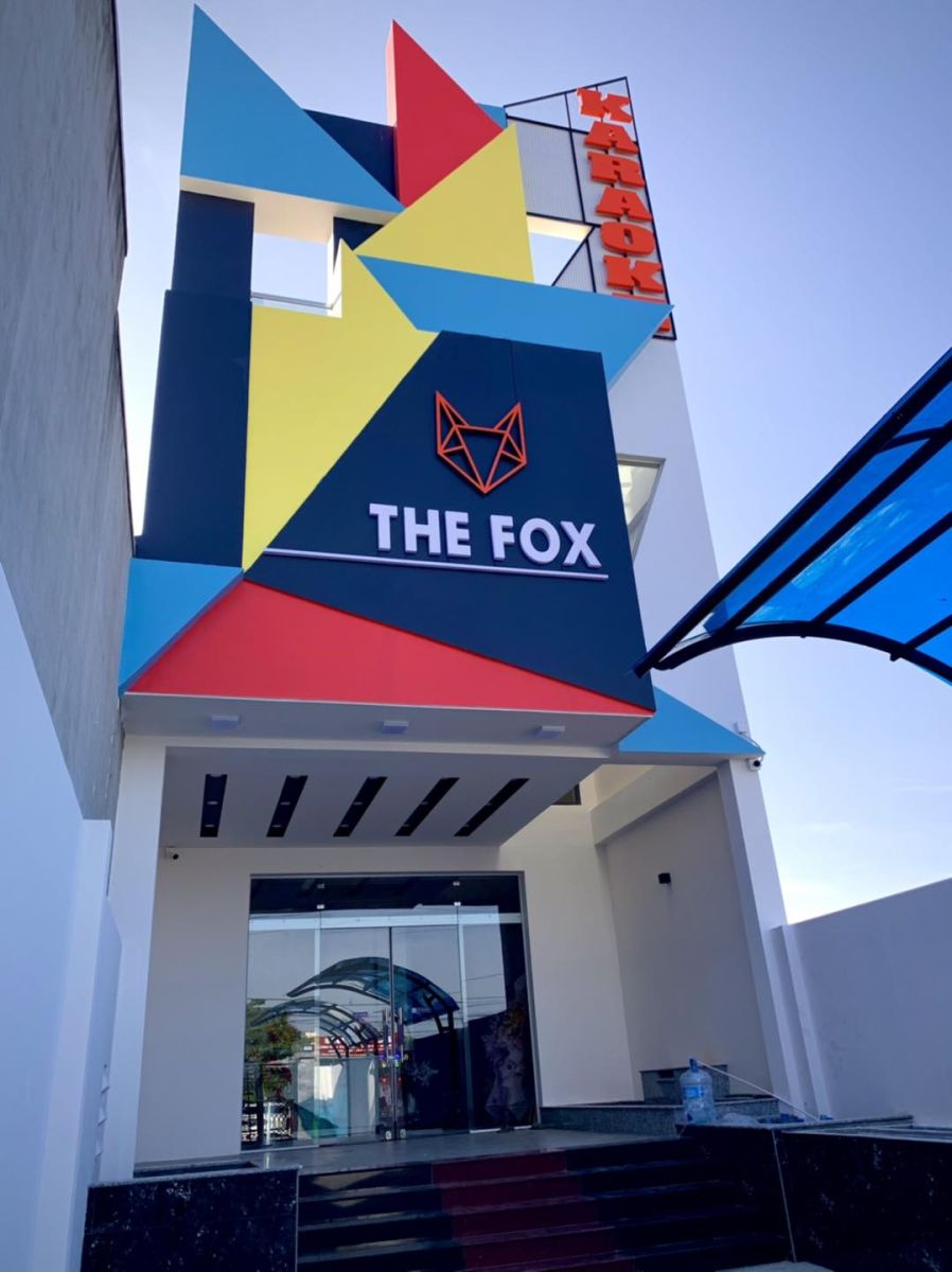 karaoke the fox