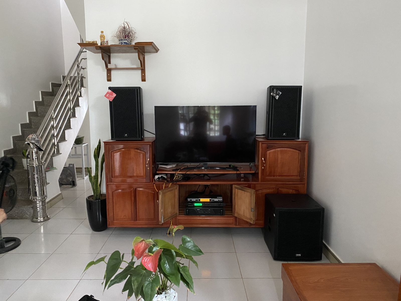 lắp đặt thi công hệ thống âm thanh gia đình