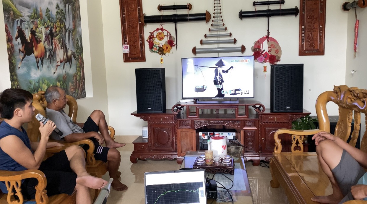 lắp đặt bộ dàn karaoke gia đình