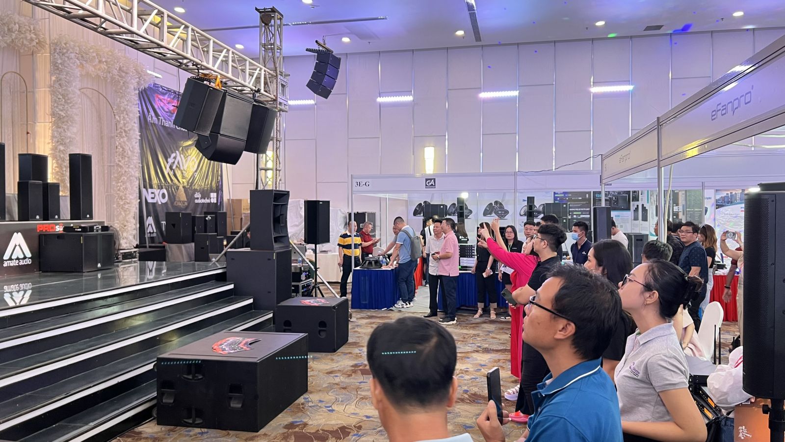 plase show lần thứ 9