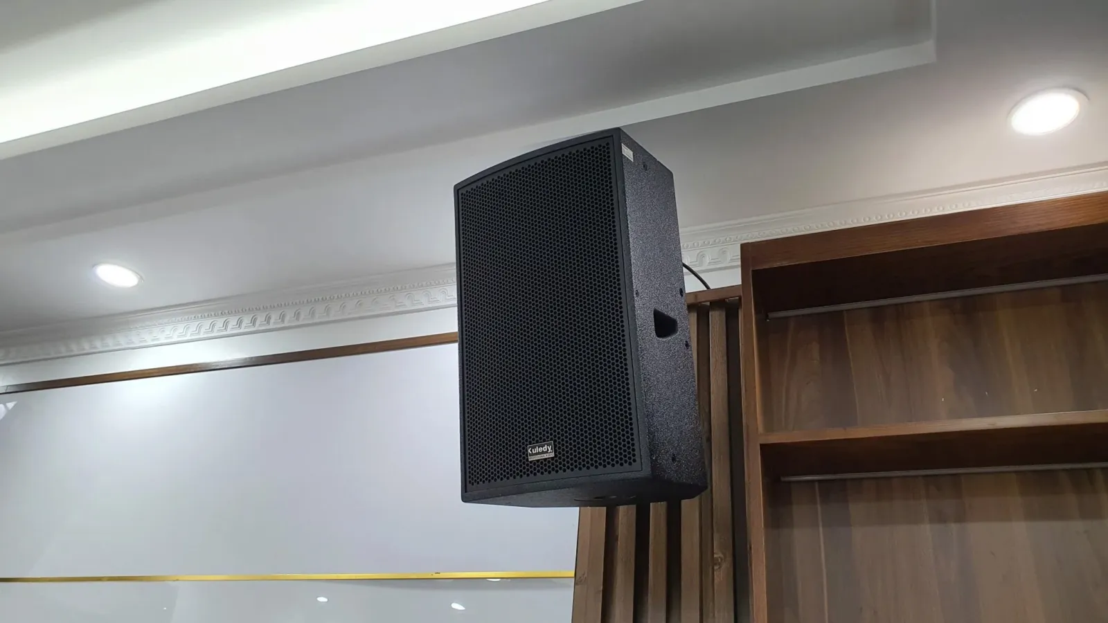 loa hát karaoke chuyên nghiệp cho gia đình 