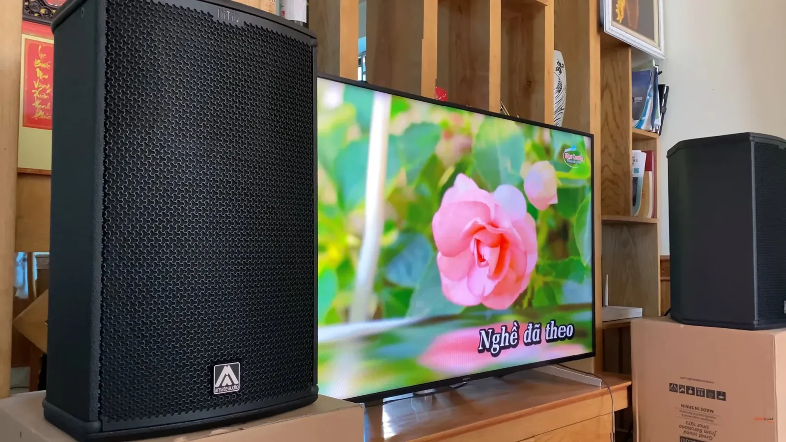 dàn karaoke hay được phối hợp bởi thiết bị chất lượng