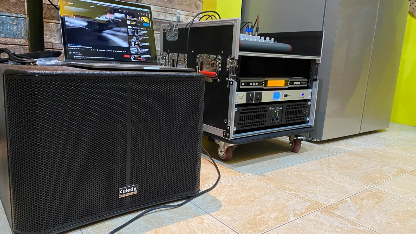 dàn karaoke gia đình được phối ghép