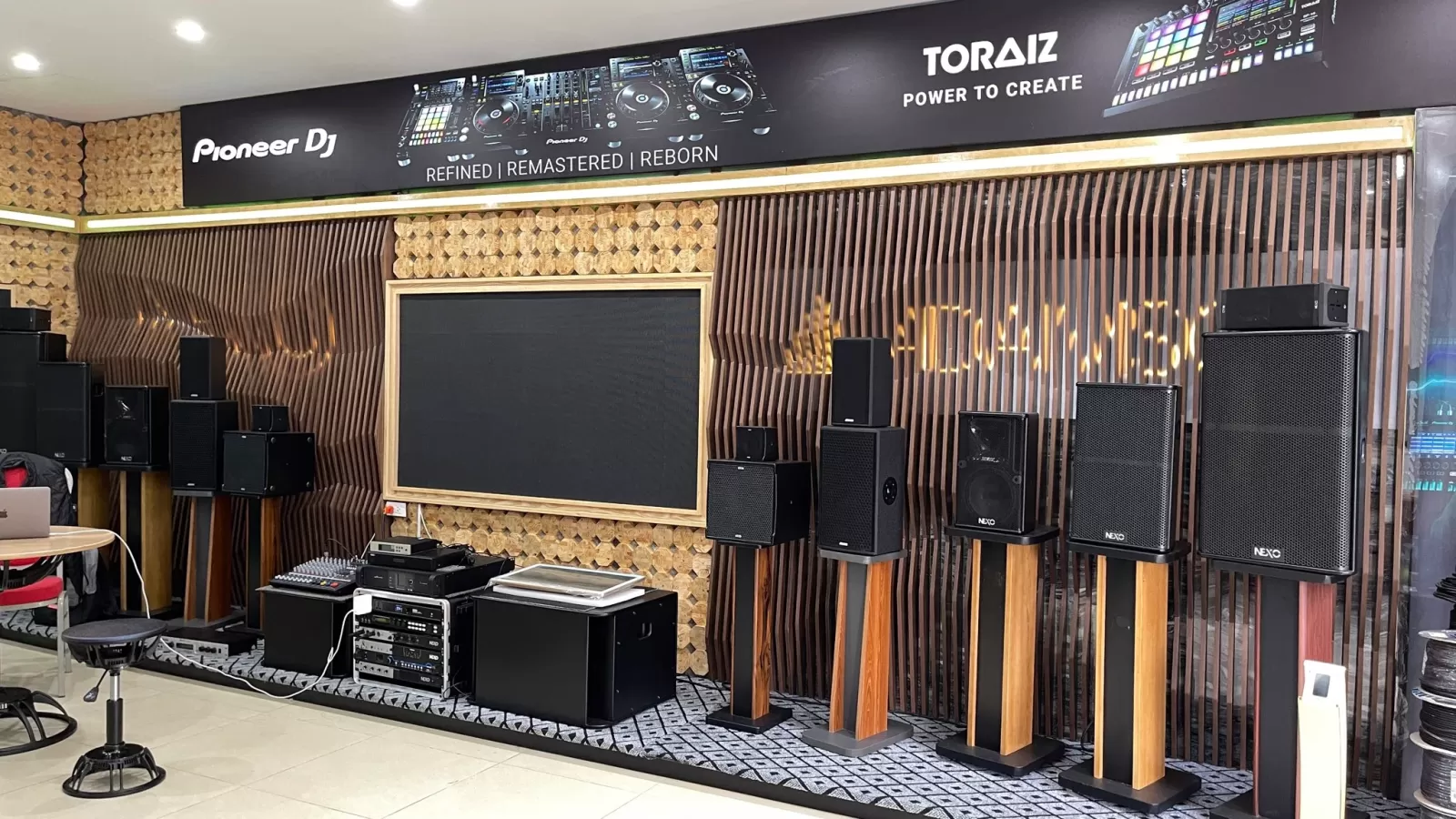 prosound là địa chỉ phân phối loa hát karaoke cao cấp
