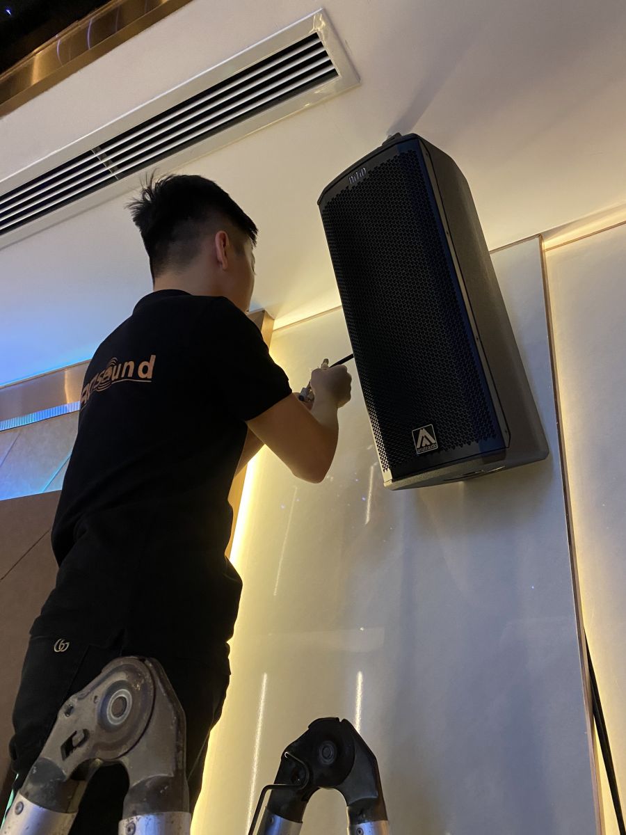 treo lắp loa amate s26p