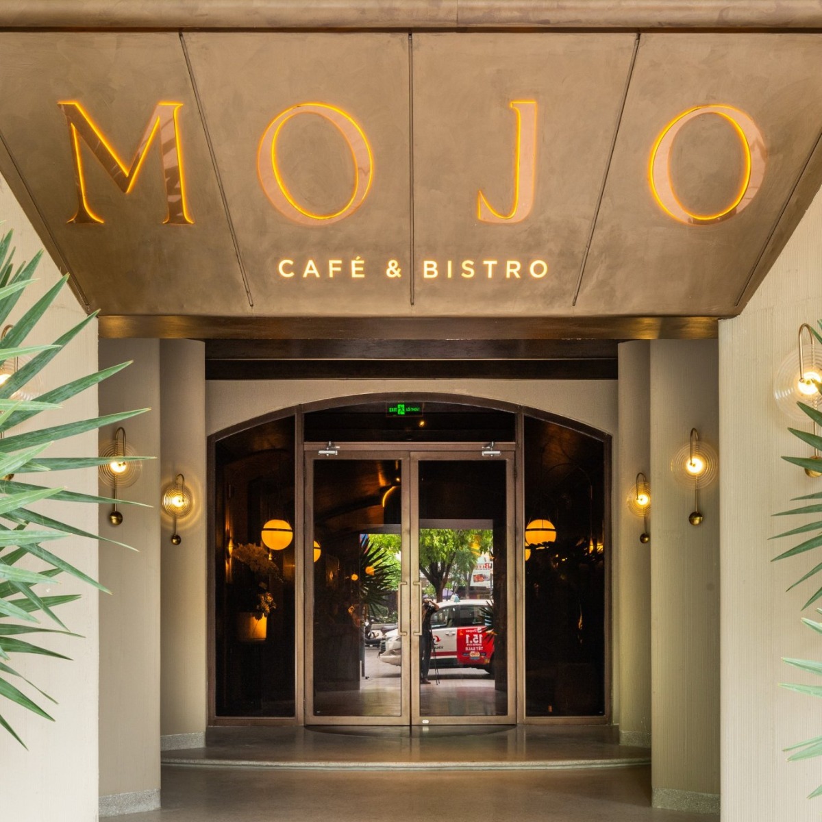 quán MOJO Café & Bistro