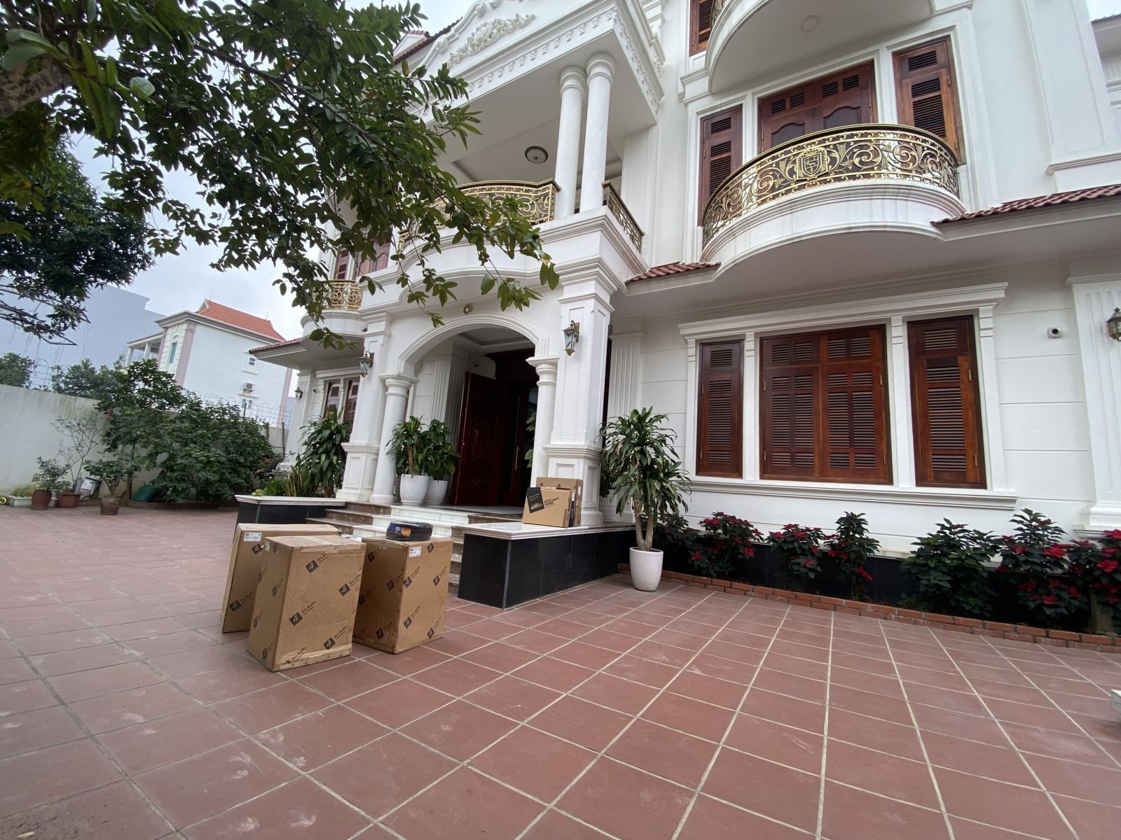 lắp đặt hệ thống âm thanh gia đình