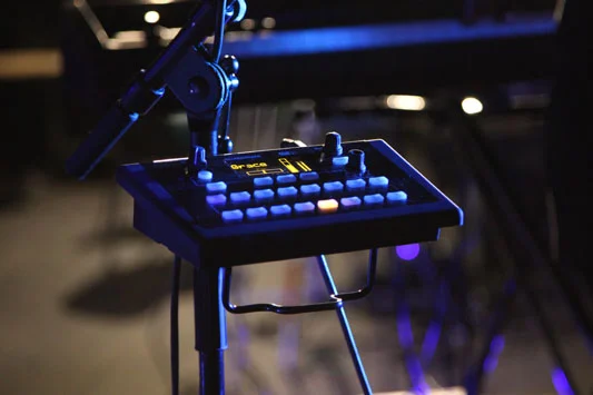 ứng dụng Bàn Mixer Allen & Heath QU16
