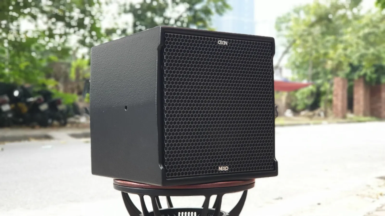 thùng loa nexo IDS108