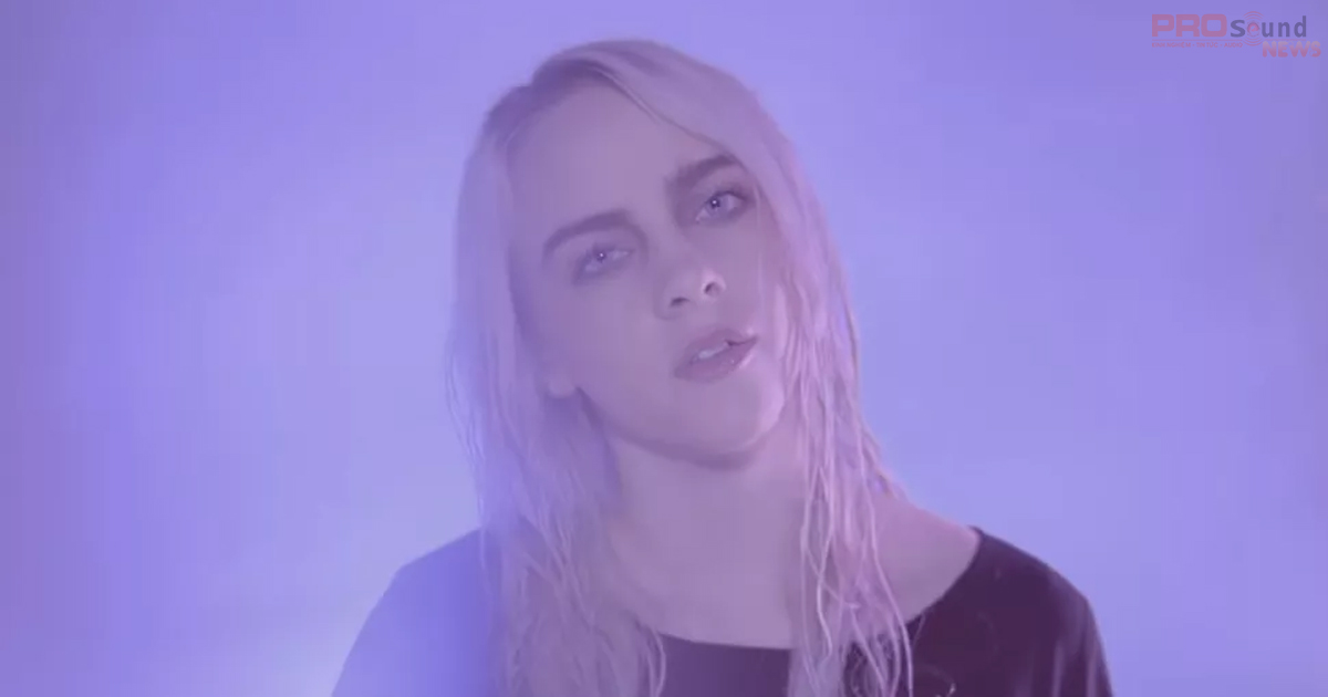 Ocean Eyes của Billie Eilish (2017)