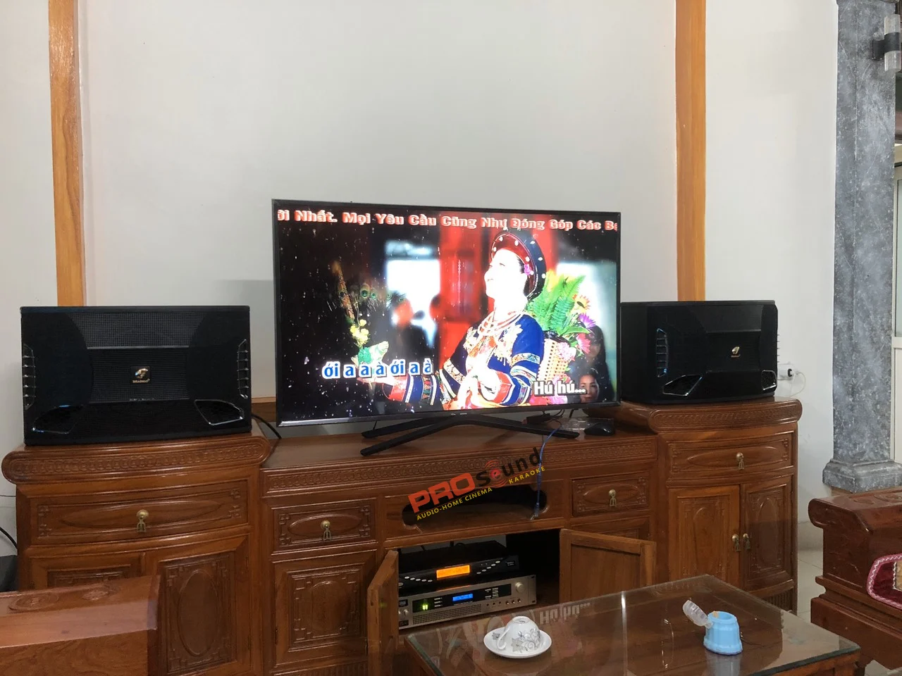 SO SÁNH LOA KARAOKE VÀ LOA NGHE NHẠC