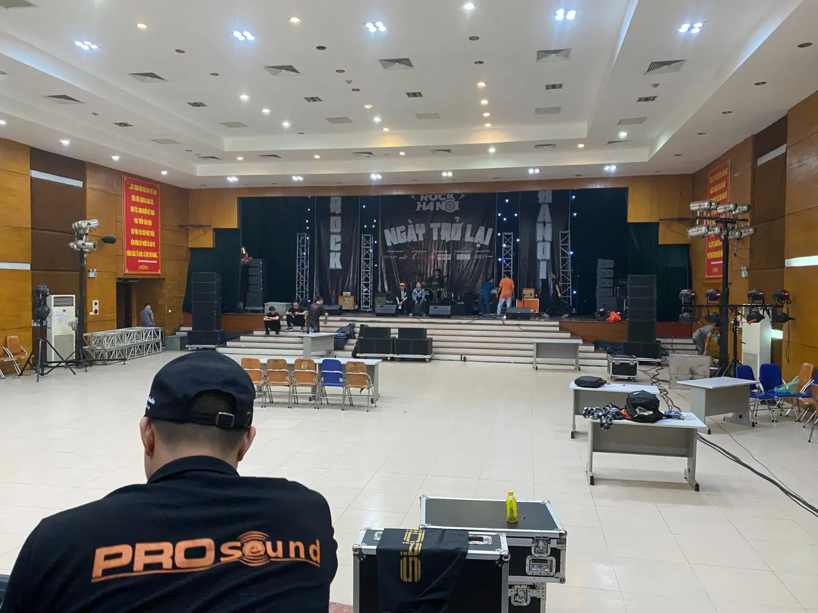 4-Acoustic đồng h&agrave;nh c&ugrave;ng Rock H&agrave; Nội-Ng&agrave;y trở lại