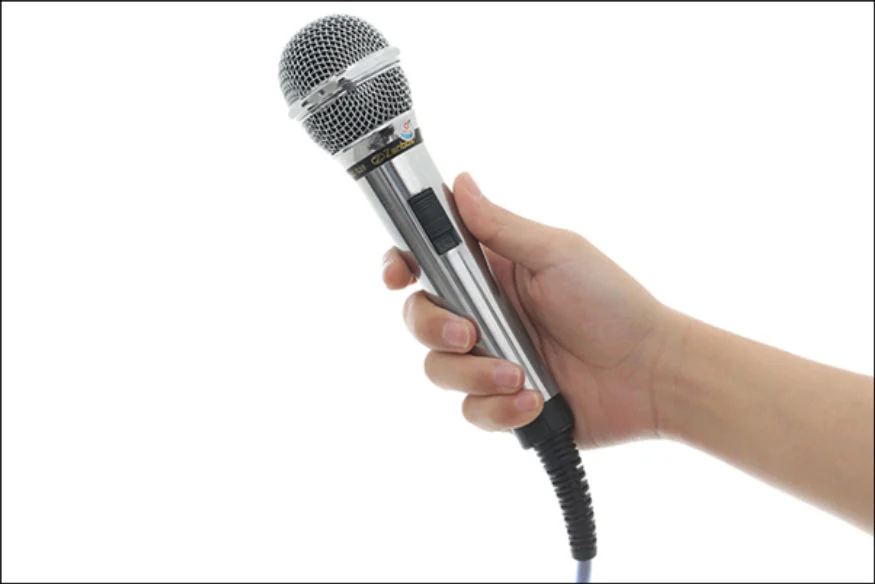 Lỗ thoát hơi của micro bị kín