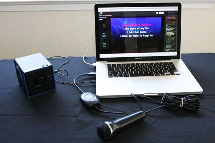 Mục đích của việc kết nối máy tính với amply là gì?