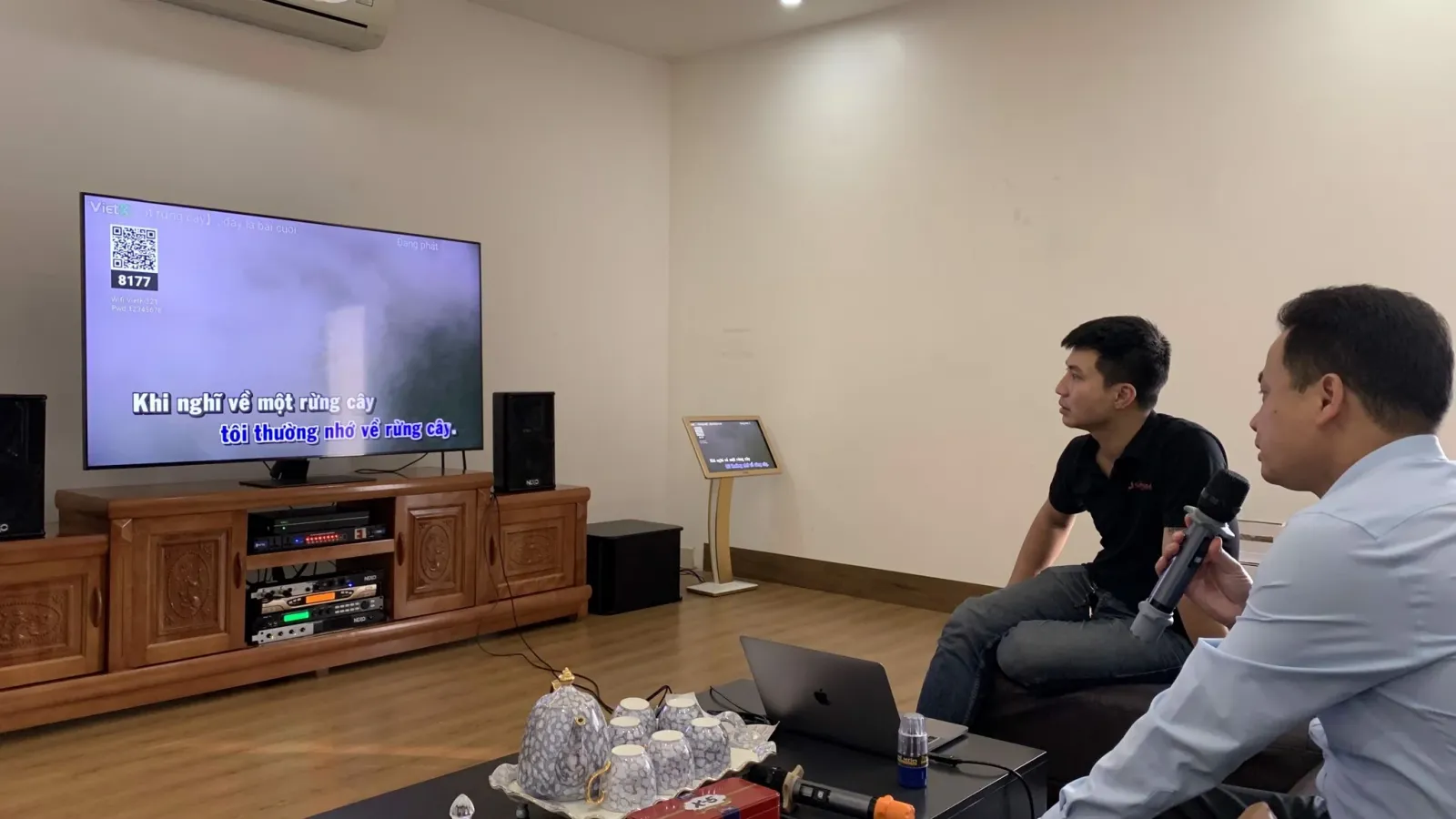 bộ hát karaoke