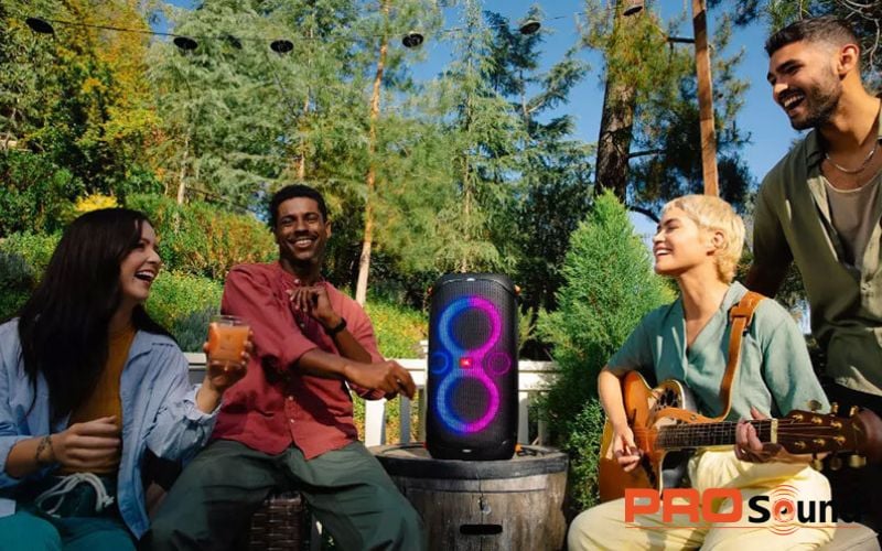 Không nên để loa tiếp xúc trực tiếp ánh mặt trời trong thời gian dài