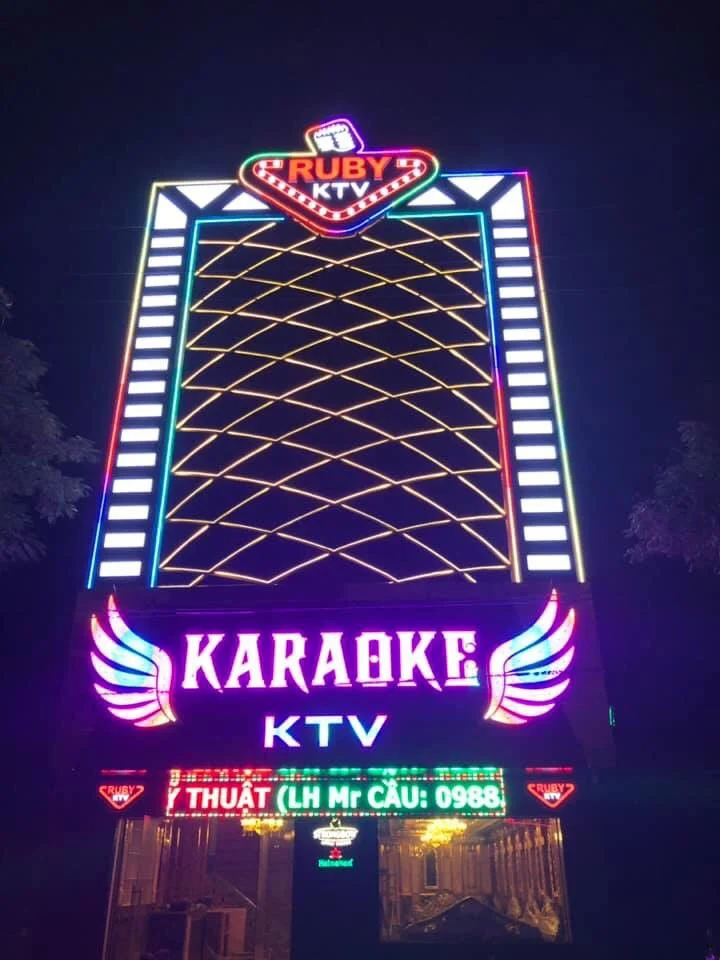 dàn hát karaoke