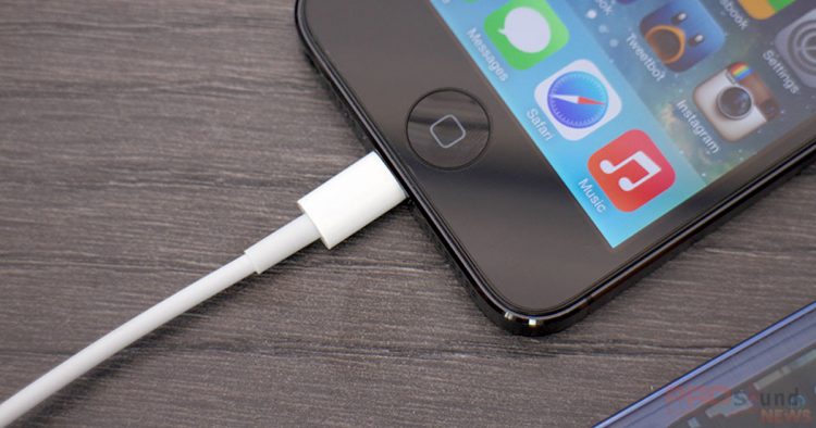 Tại sao những sợi cáp sạc iphone của Apple lại kém bền đến vậy