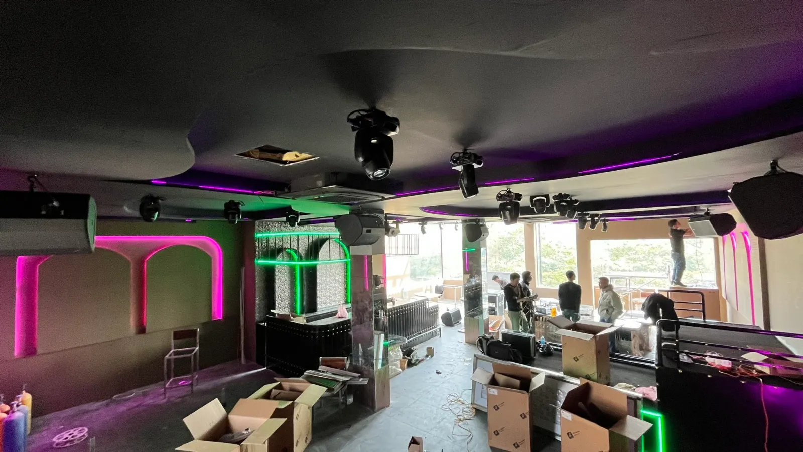 Lắp đặt hệ thống âm thanh 4Acoustic 112K cho quán bar – beer club tại Hà Nội