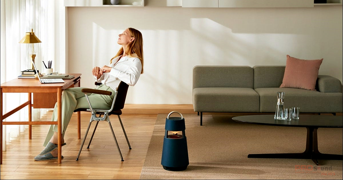 LG Xboom 360