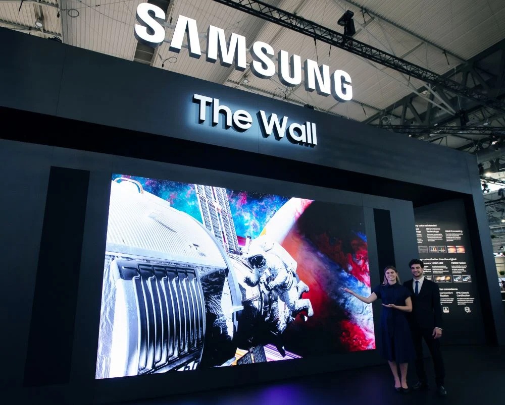 Khu vực trưng bày của Samsung